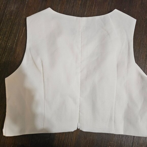 White crop top Chicwish - Picture 3 of 4